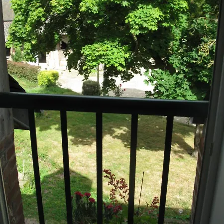 Mont Pley Apartament *